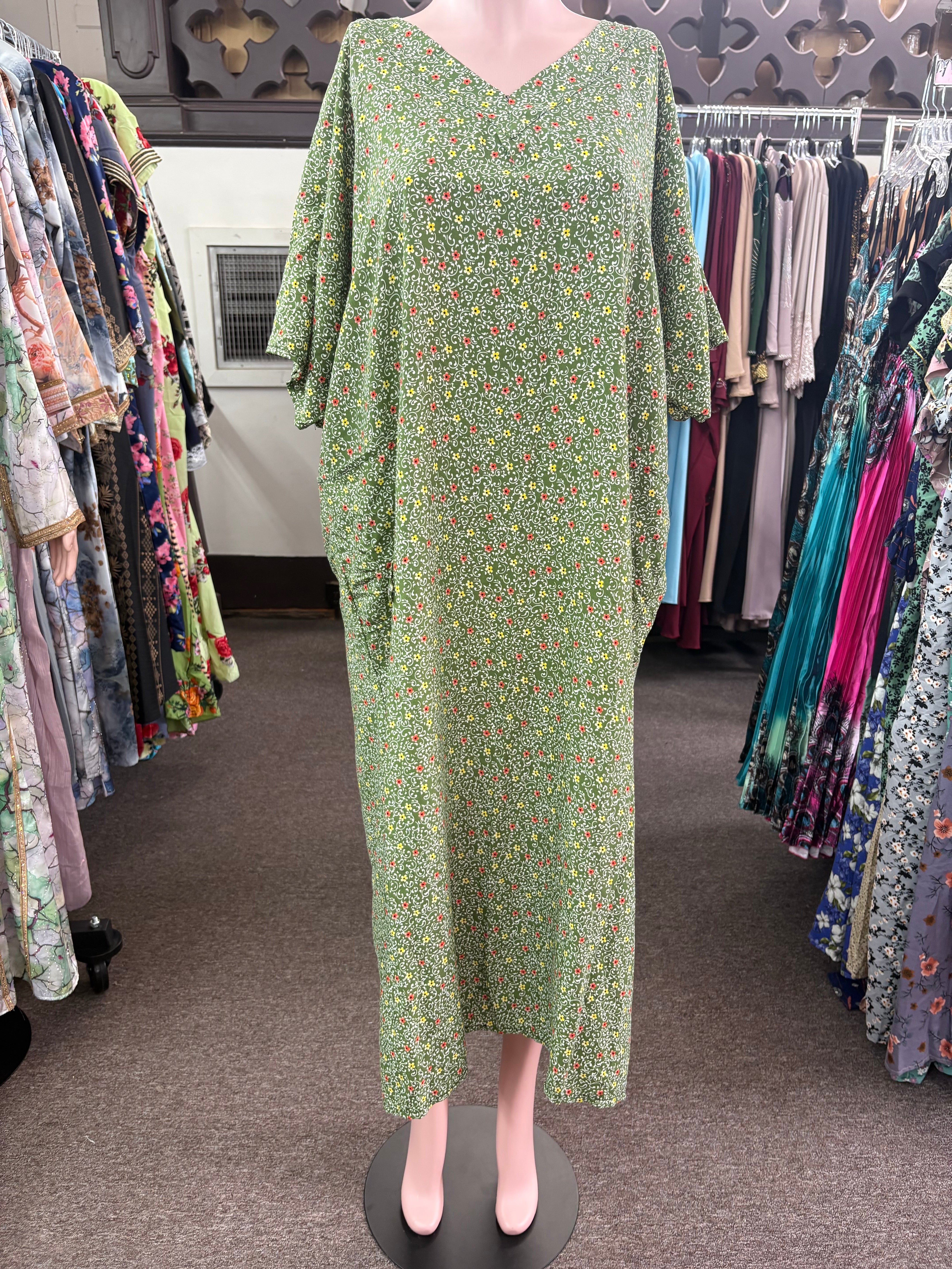 Casual midi dress with pockets