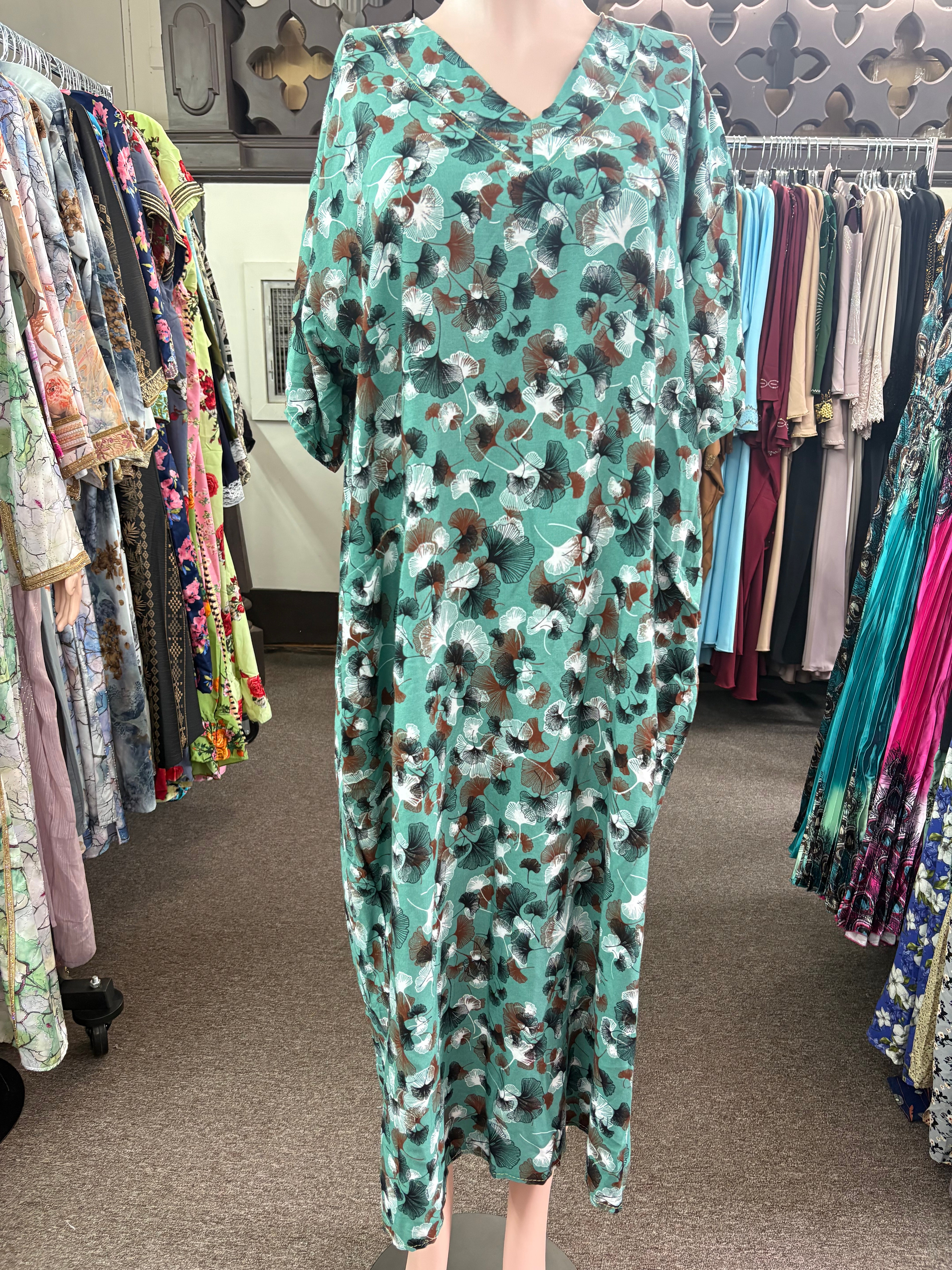 Casual midi dress with pockets