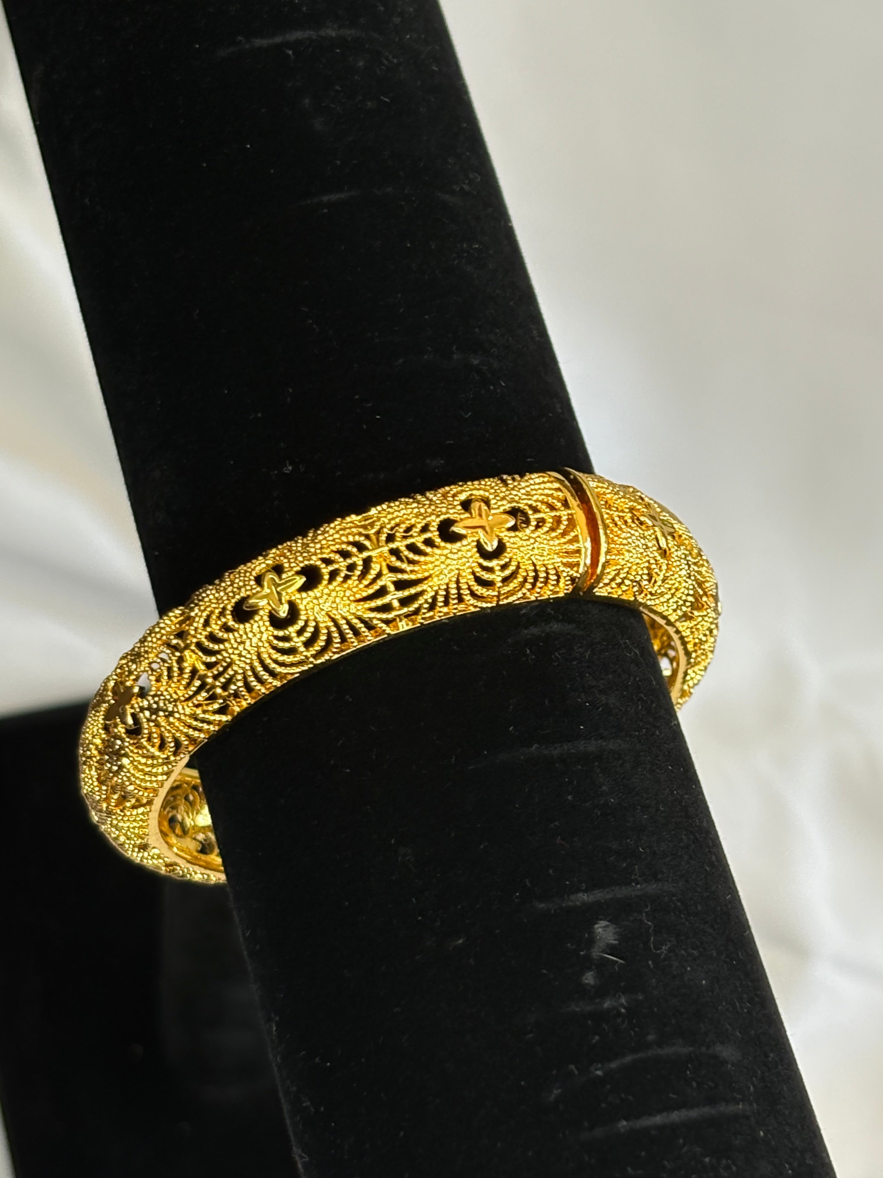 Gold plated bangle