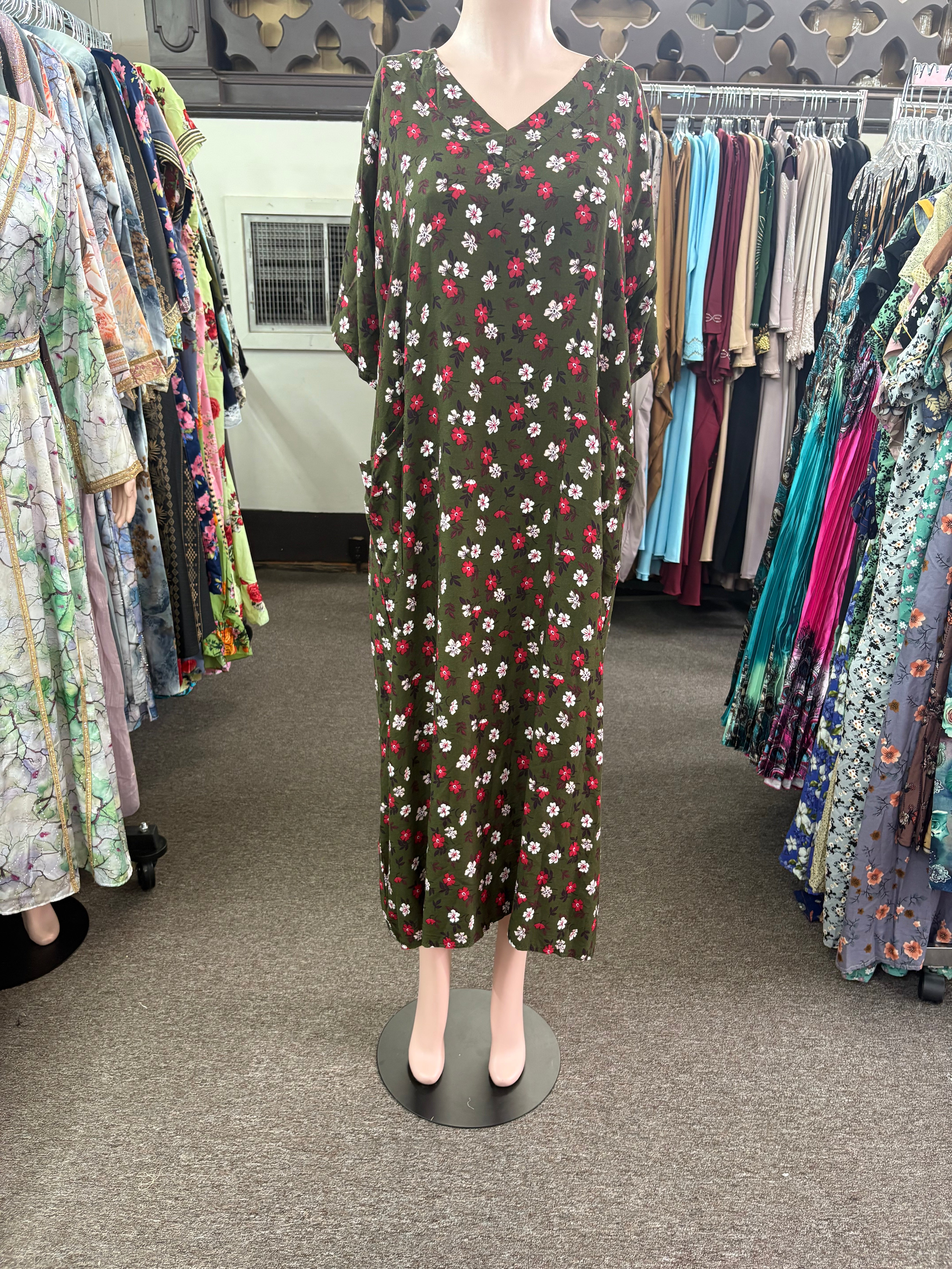 Casual midi dress with pockets