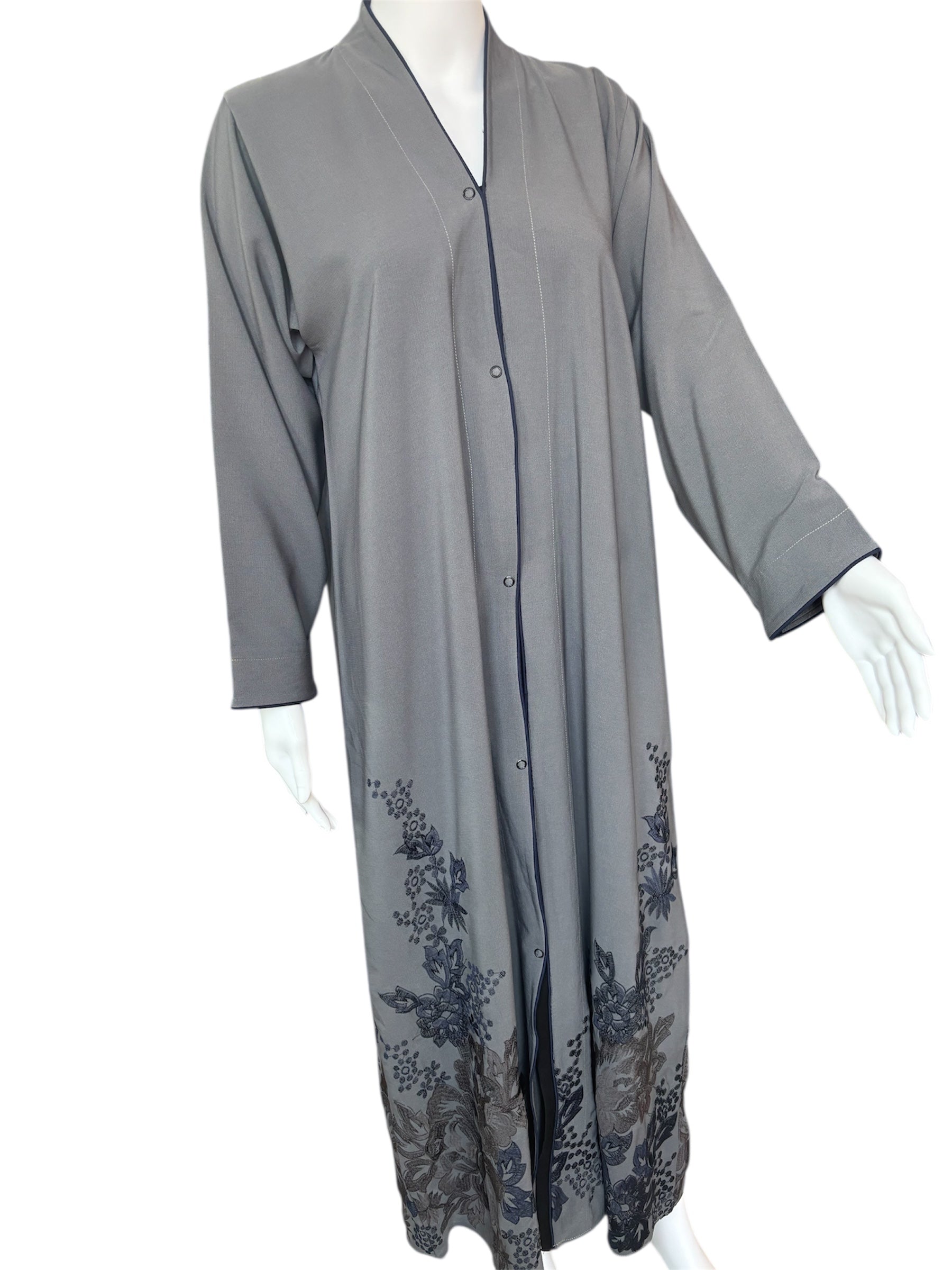 Abaya with flower embroidery