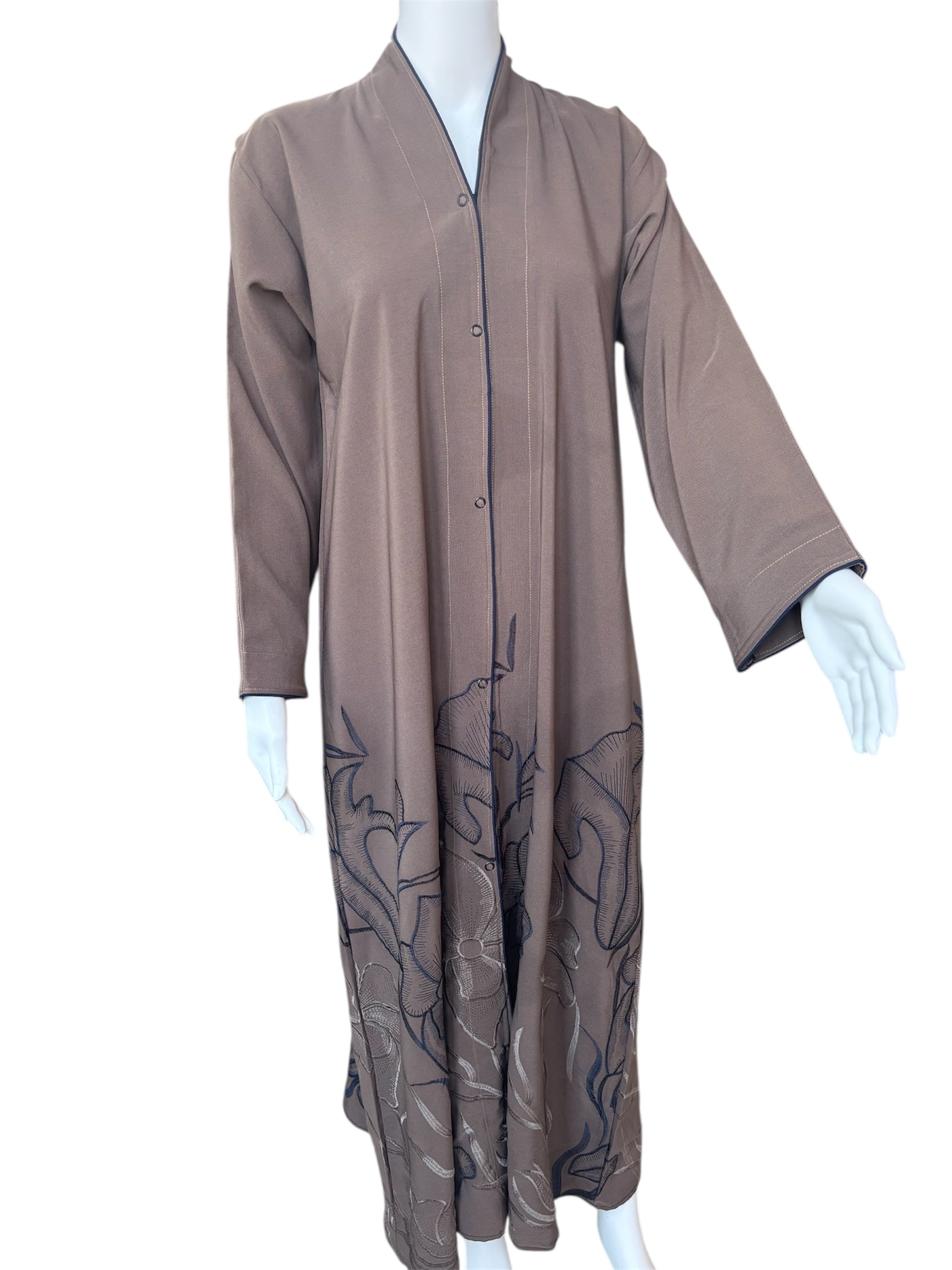 Abaya with flower embroidery