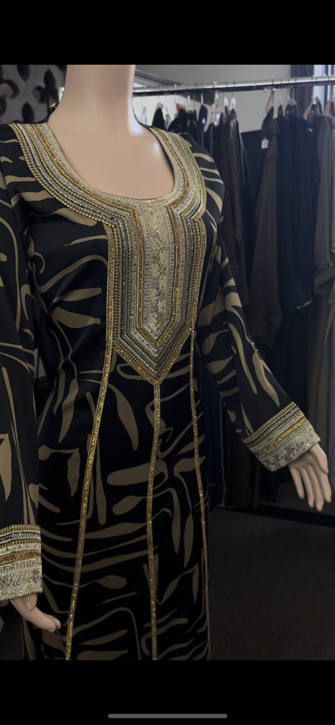 Women's Mukhawar