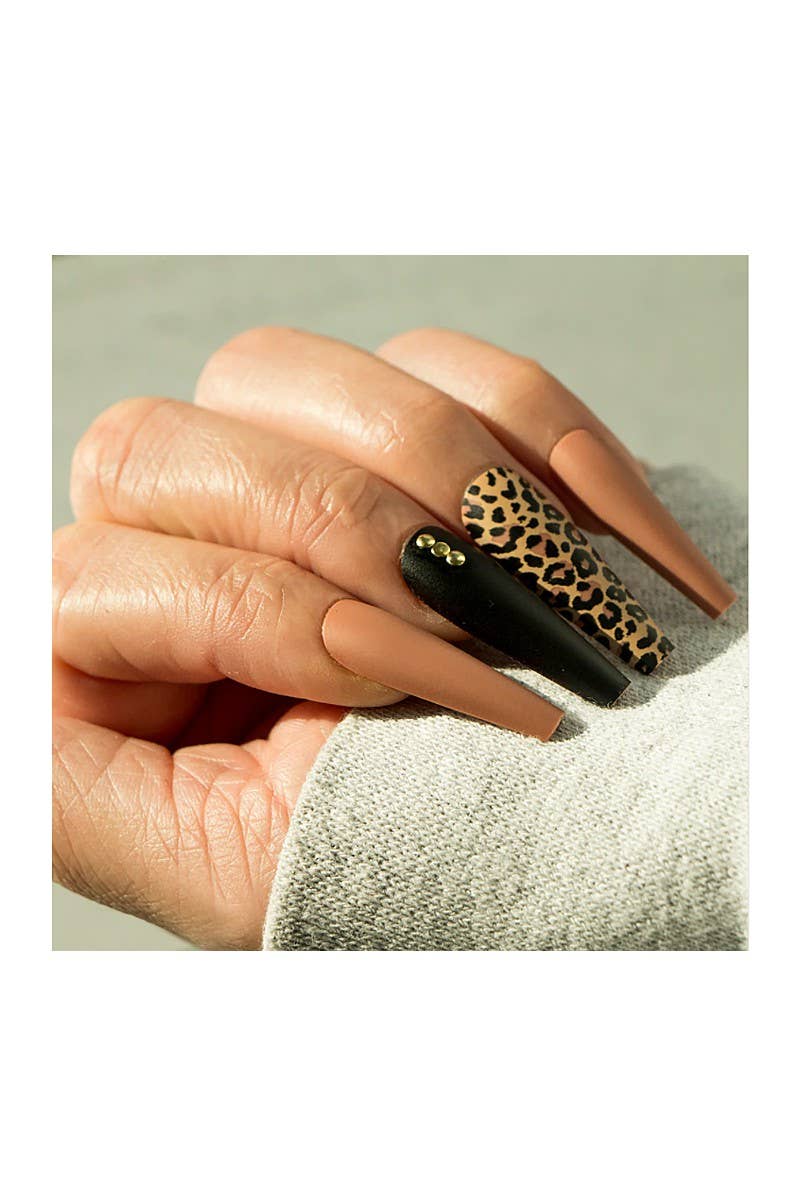 LA Colors Lavish Luxe Nail Tip Kit Wild Rush