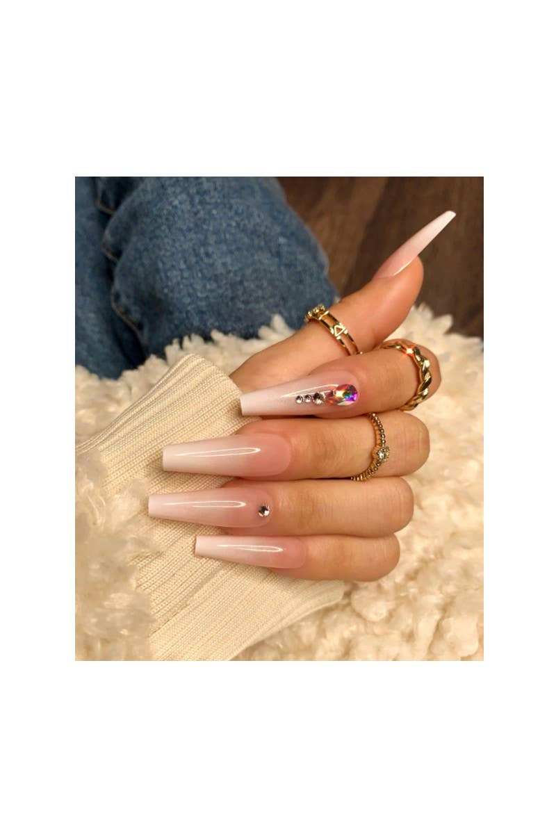 LA Colors Lavish Luxe Nail Tip Kit Venus