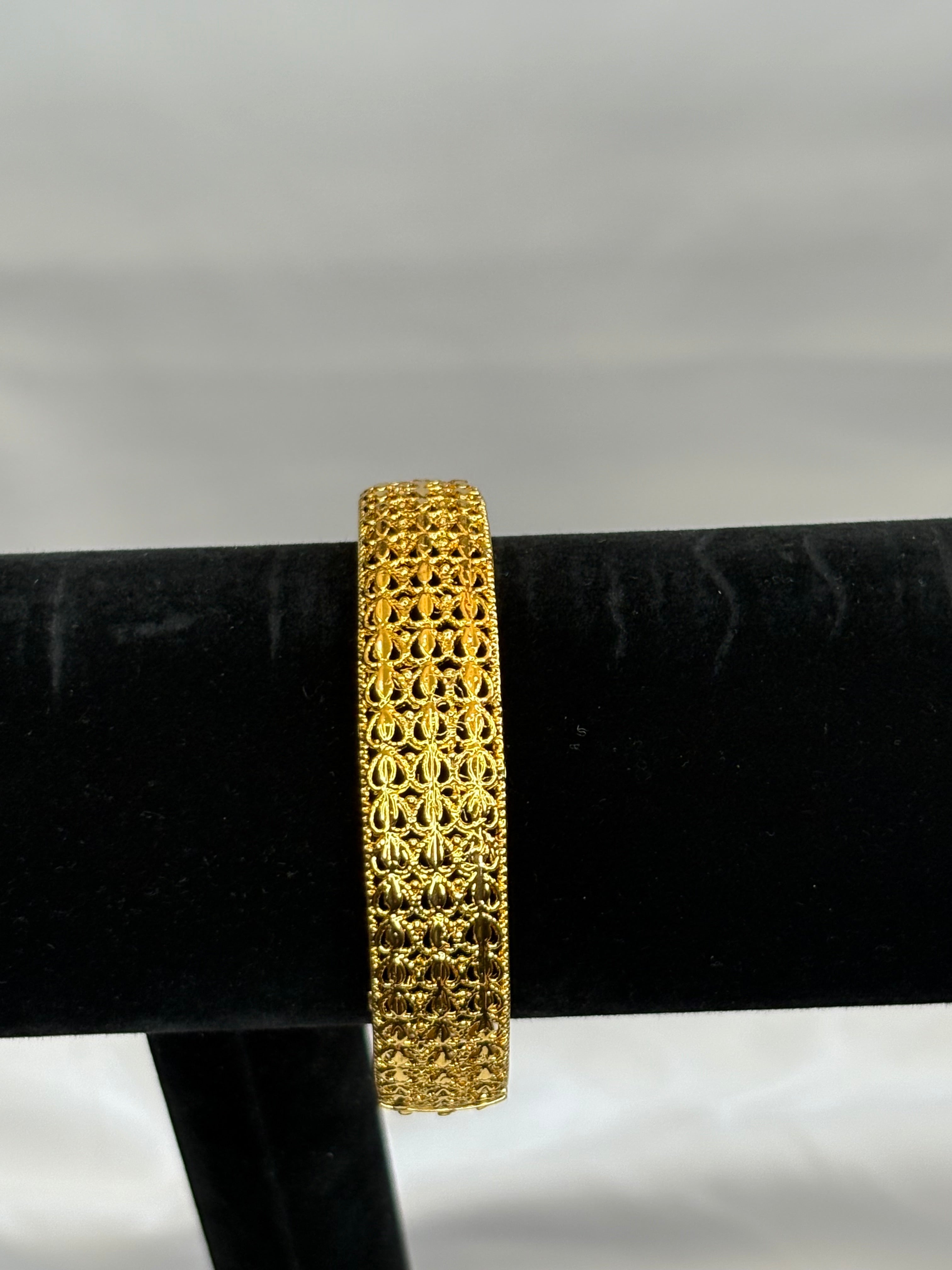 Gold plated bangle
