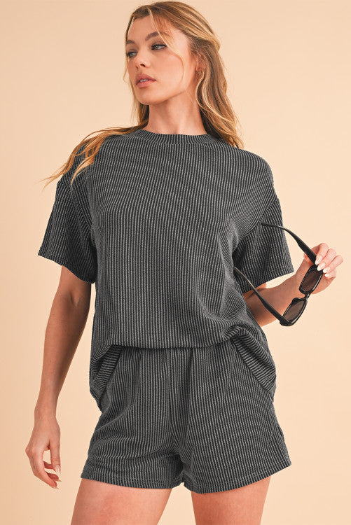 Ribbed texture loose fit tee & shorts set