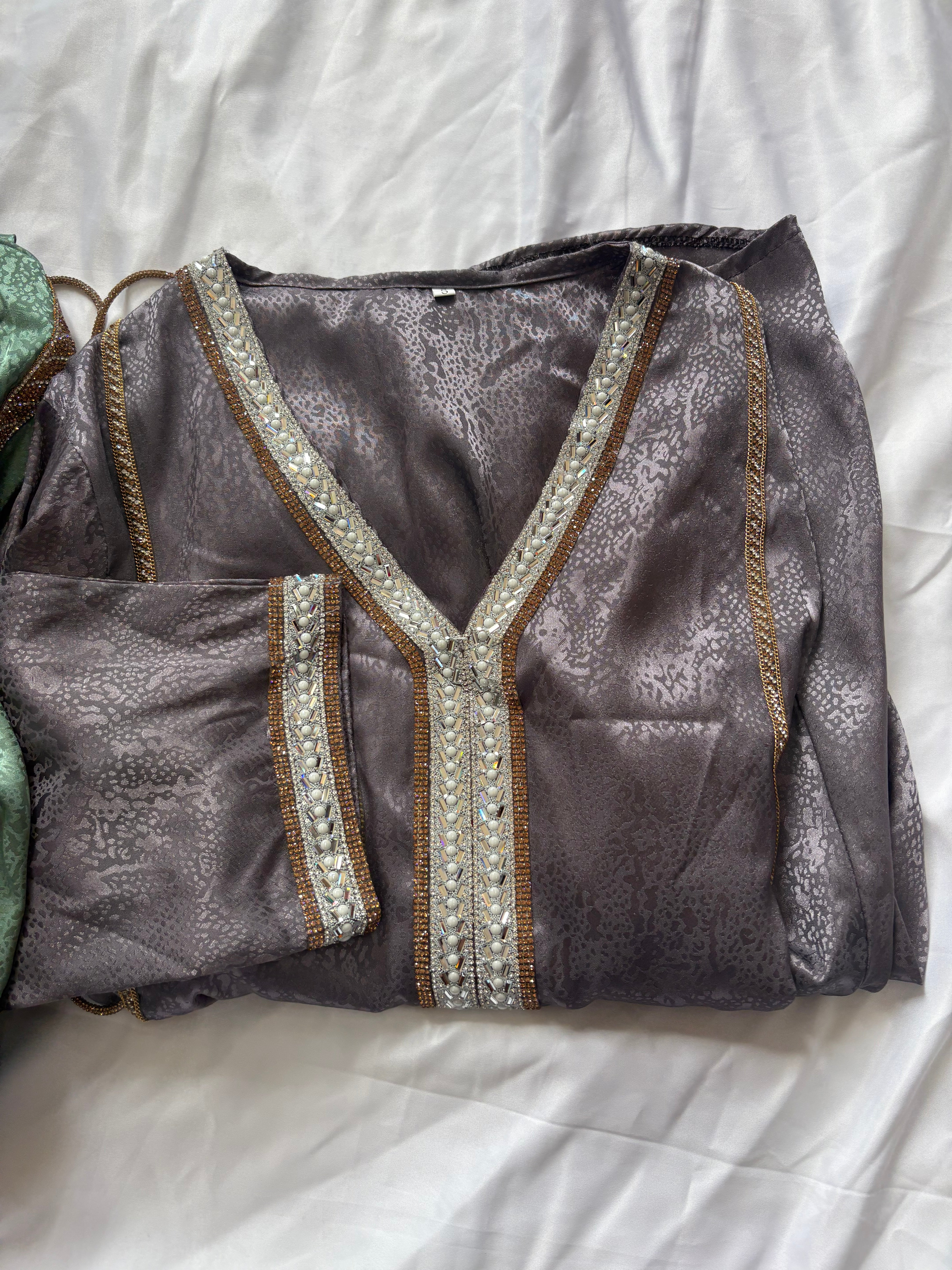 Purple Snaked print mukhawar with side strings