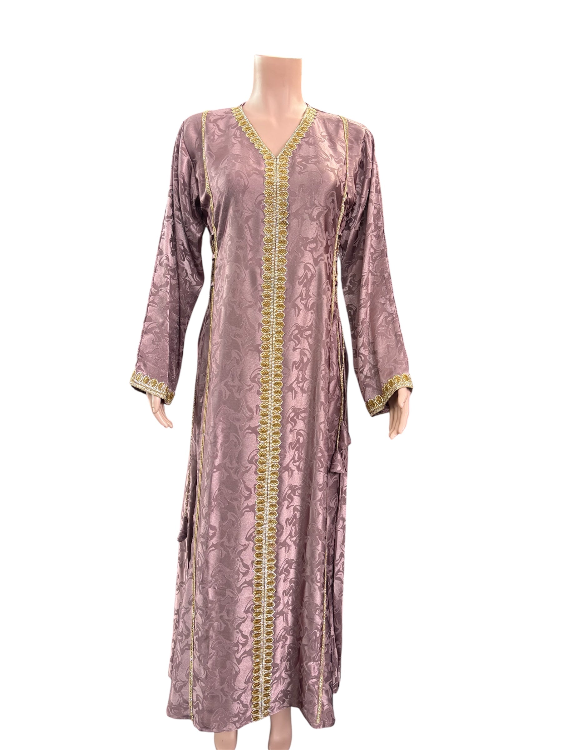 Textured mukhawar with strings