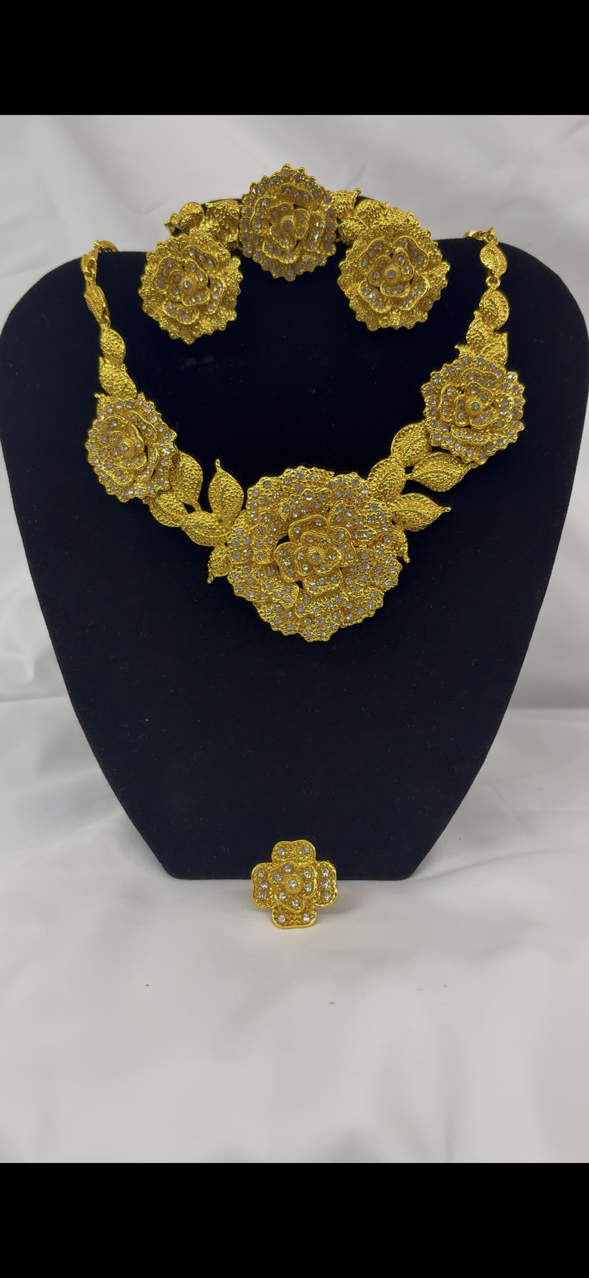 Gold plated jewelry set