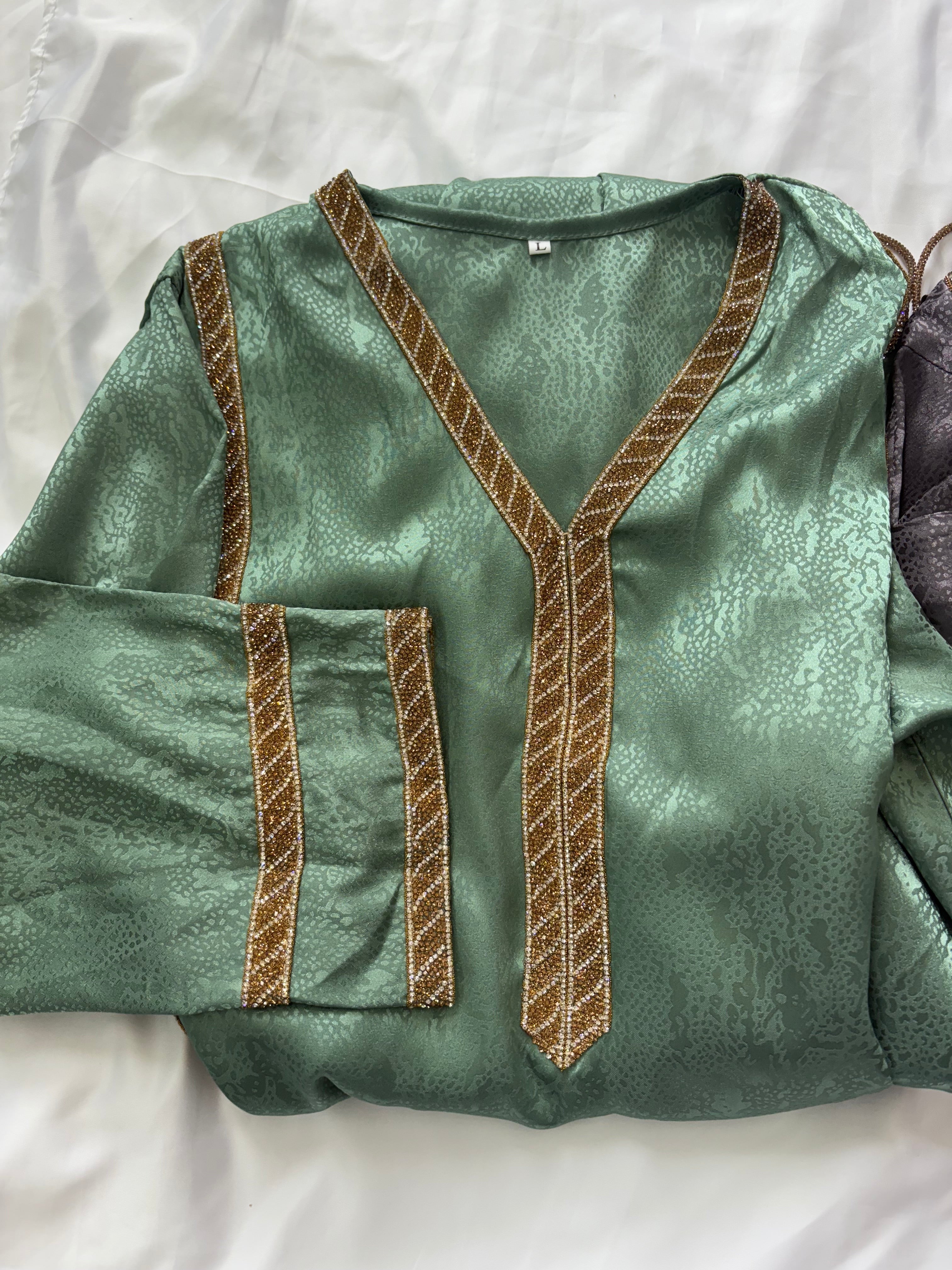 Snake print mukhawar