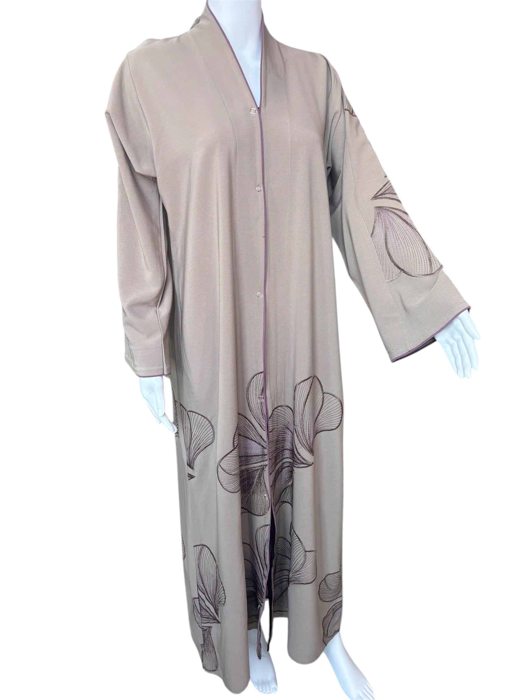 Abaya with flower embroidery