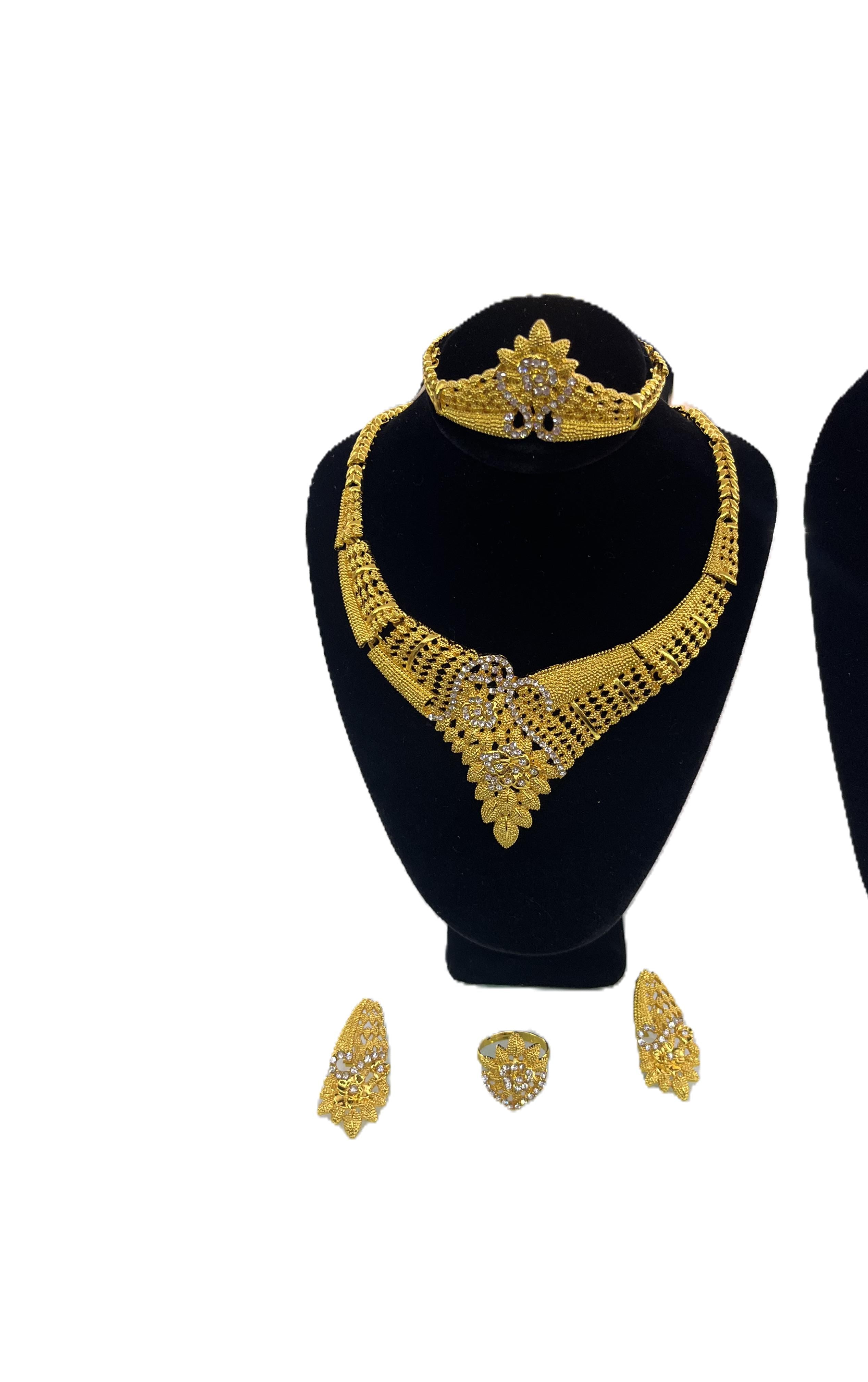 Gold plated 5 piece jewerly set