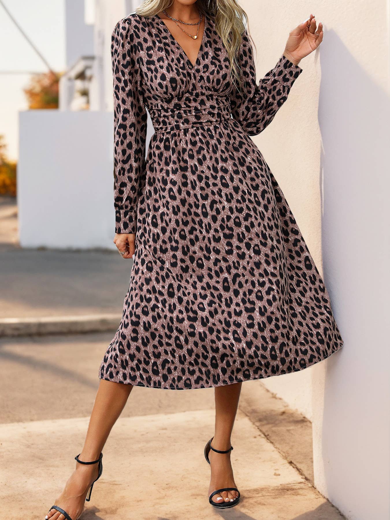 High-Waisted V-Neck Leopard Print Long-Sleeved Dress